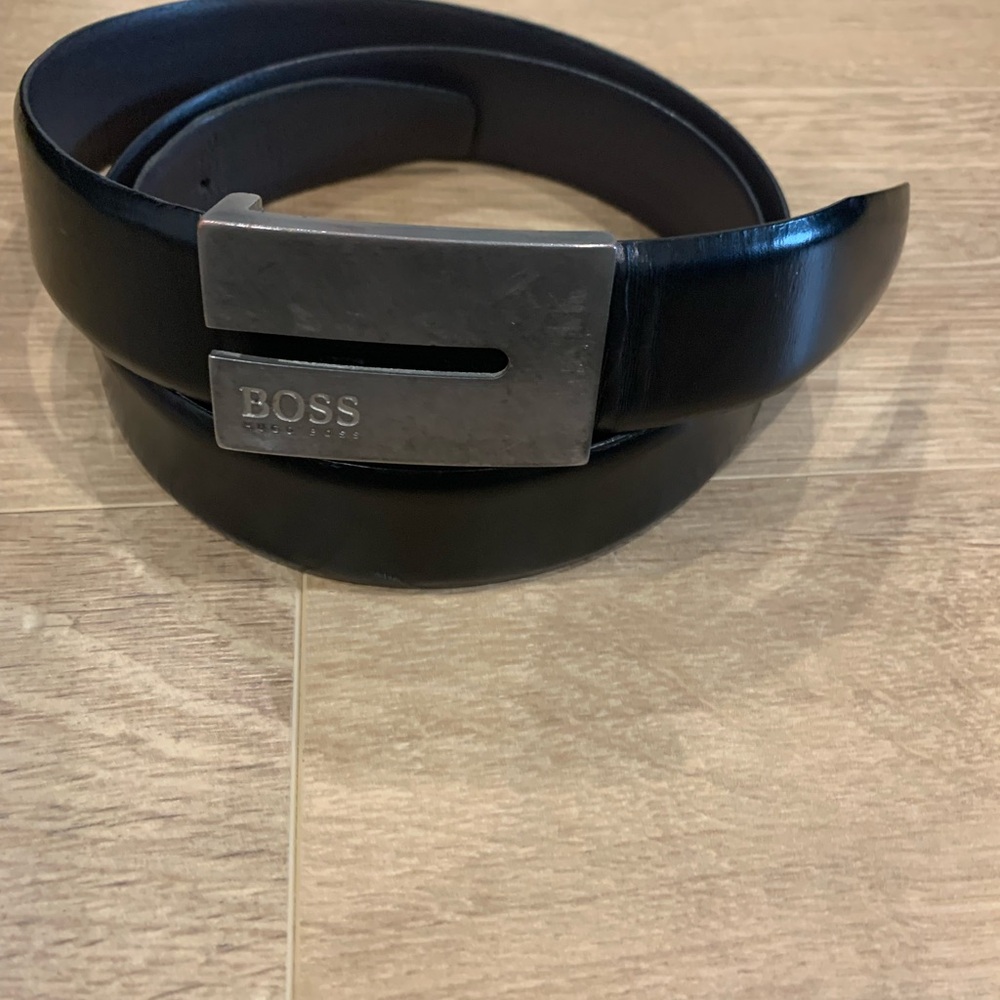 BOSS Black Leather Men's Belt